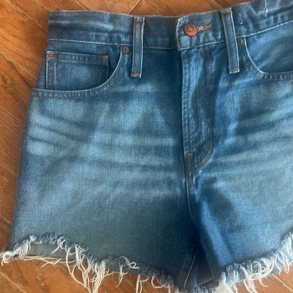 Madewell women’s 26 New without tags The Perfect Jean Short Shorts high rise - Picture 3 of 10